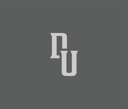 Simple gray letter PU logo design on a solid background