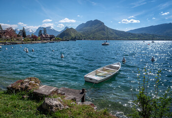 Obraz premium Baie de Talloires sur le lac d'Annecy