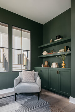 Green Office Corner