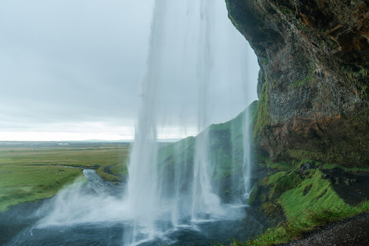 Pattern of flowing water of Seljalandsfoss waterfall in Iceland 