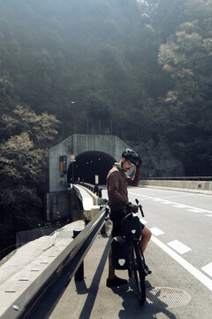 Cycling in Japan when the cherry blossoms are in bloom