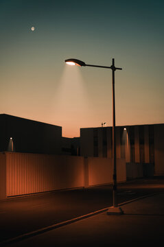 Moon & Streetlight 