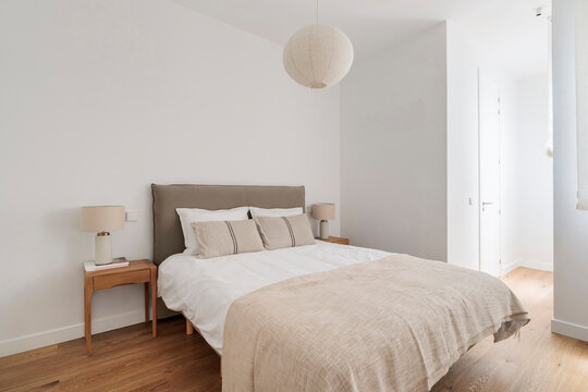 Cozy Minimal Bedroom