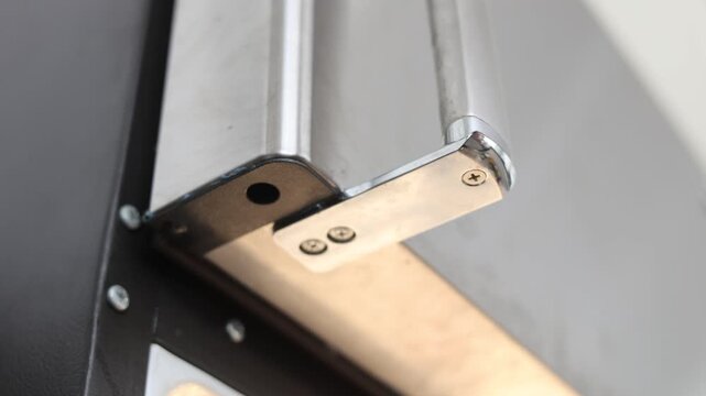Refrigerator Open And Close Twice From Below