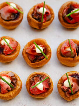 Canap&eacute;s 