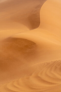 Flowing Desert Dunes
