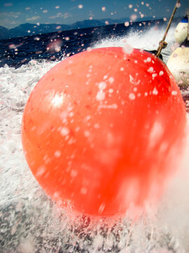 Buoy Splash