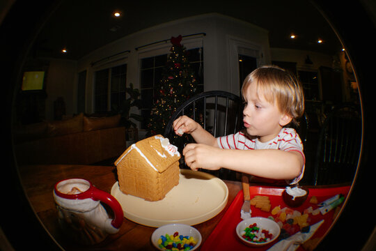 Decorating Christmas Gingerbread House
