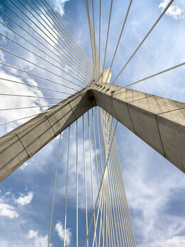 Bridge Vertical Boston Zakim cable suspension 