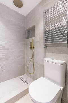 Compact Modern Bathroom Interior