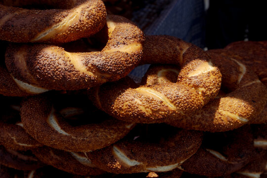 bun with sesame seeds