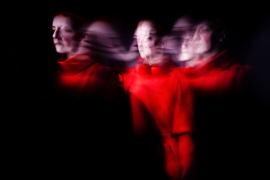 Light painting portraits in red 