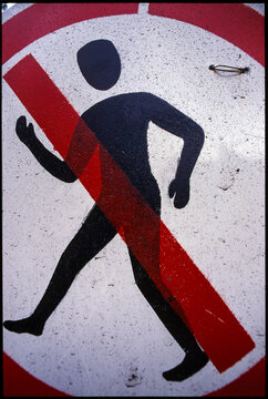 No pedestrians sign