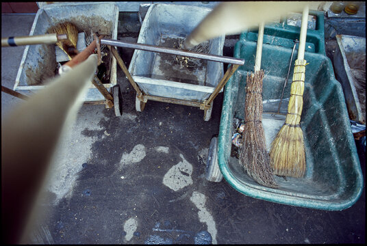 Street cleaning equipment