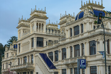 Obraz premium The La Terraza building in the Mendez Nunez Gardens in A Coruna, home to Spanish National Radio