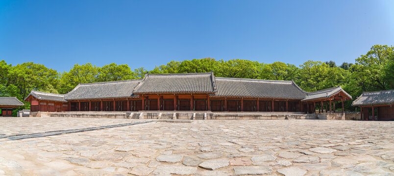 종묘-영녕전, 세계문화유산-조선왕조의 태조의 4대조와 정전에서 이안한 왕과 왕비의 신주를 모신곳-종로구, 서울 대한민국