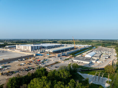 Mount Pleasant, Wisconsin, USA - August 7, 2025: Aerial view of Microsoft&rsquo;s Fairwater data center construction site with cooling systems and infrastructure visible.