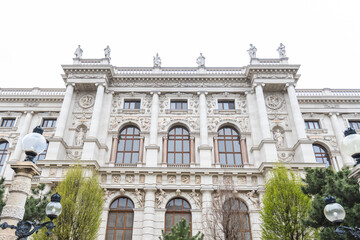 Obraz premium Ornate Neo-Renaissance facade and inscription of the Natural History Museum in Vienna.