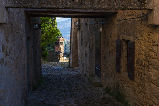 In the historic town La Scola