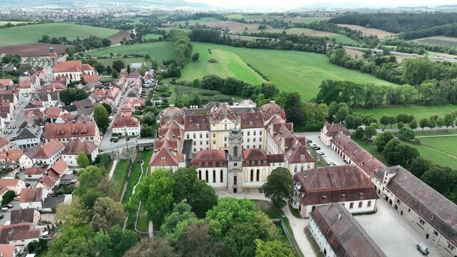 Aerial view, Residenz Ellingen, with the Ellingen estate and castle brewery, High Baroque, Ellingen, Franconian Lake District, Middle Franconia, Franconia, Bavaria, Germany 