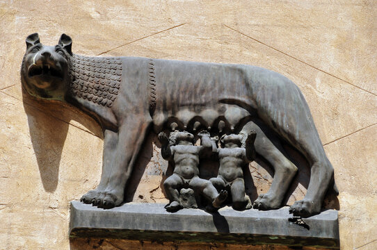 VERONA ITALY: Via Mazzini Verona Italy representation of Romulus and Remus are Rome's twin founders in its traditional  myth, although the former is sometimes said to be the sole founder.