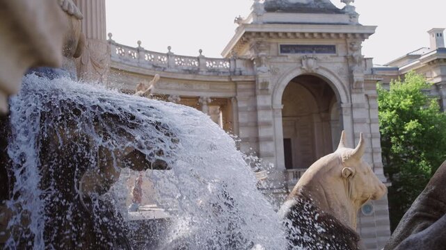 Majestic Palais Longchamp Fountain: Refreshing Water Splash