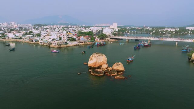 Aerial 4K view of winding Cai River with tropical coconut palms in Nha Trang near po nagar cham temple, Vietnam
the natural beauty of Central Vietnam&rsquo;s river systems