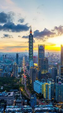 Timelapse of Taipei city at sunset, Taiwan.