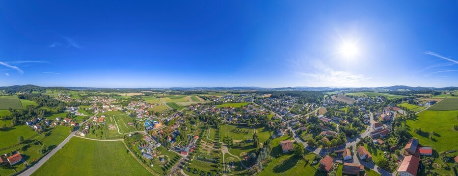 Die l&auml;ndliche Region um Loifling und Wilting s&uuml;dlich von Cham in der Oberpfalz aus der Vogelperspektive