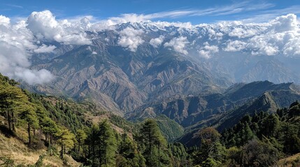 Obraz premium View from Serpent's summit is the highest point in Garhwal's lower Himalayas in India. It sits at 9,915 feet above sea level.