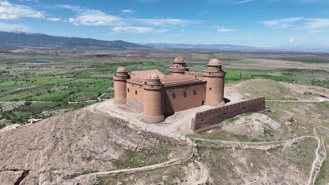 Vista del bonito castillo de la calahorra en el marquesado de Zenete, Espa&ntilde;a