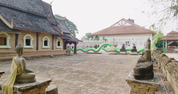 Wiang Lo, an ancient historic site in Phayao, offers a unique blend of ruins, spiritual atmosphere, and Northern Thai (Lanna) heritage.