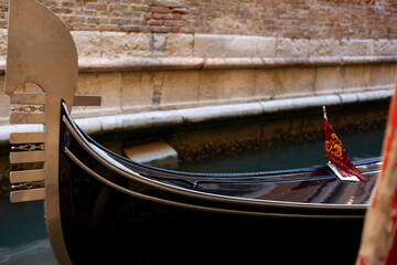 gondola in venice © taniafoto