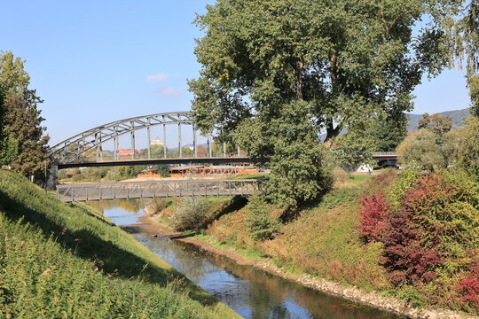 Br&uuml;cke &uuml;ber die Weser bei Rinteln im Weserbergland	