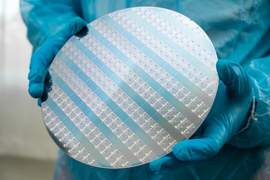 Silicon wafer for manufacturing semiconductor of integrated circuit.