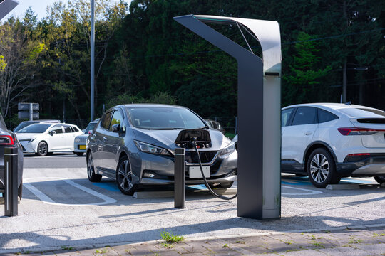 EV　チャージ　充電