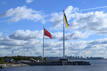 Fototapeta premium Beautiful water surface of the Gulf of Finland in St. Petersburg on an autumn evening