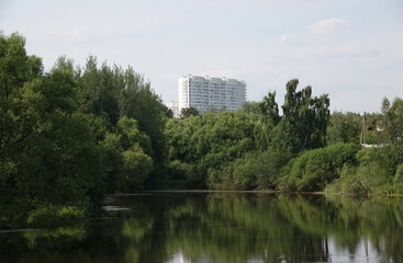 Fototapeta premium Lapshinsky pond in the village of Lapshinka, Moscow