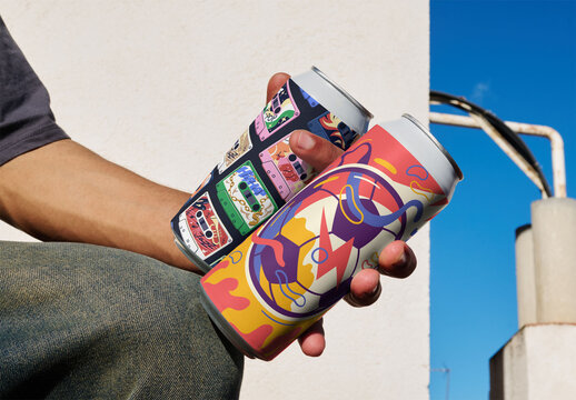 Two Metal Beverage Cans 11.3 oz. / 330 ml 16.9 oz./ 500 ml. PSD template Mockup 