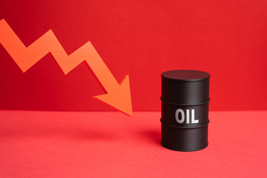 World oil prices are falling. Market stabilization and increase in supply over demand. Reducing prices and production costs. Economic pressure affects industries, transportation and consumer expenses