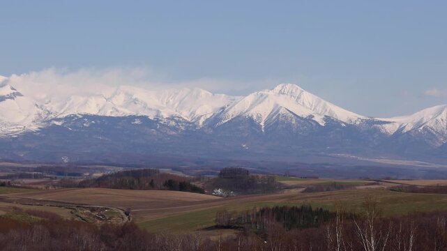 北海道美瑛2026春-大雪山・十勝岳連峰-