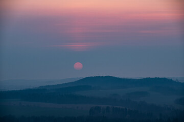 Krajobraz górski przyroda, natura, krajobraz, góry, wschód słońca. zachód słońca
