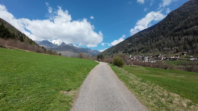 bici pista ciclabile Val di Sole pedalare sport 