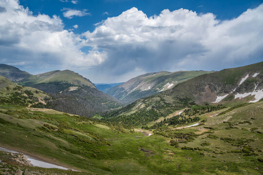 Scenic Rocky Mountain Landscape with Evergreen Hillside in Rocky Mountain NP, Colorado