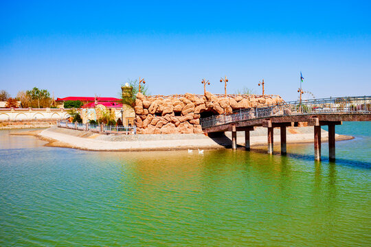 Yoshlar Koli or Youth Lake, Urgench