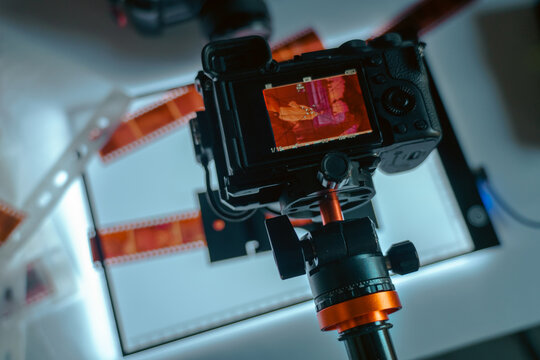 Camera digitizing film negative light pad mirrorless equipment