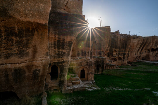 Dara Ancient City, an important archaeological site with rock-cut structures and historic ruins in southeastern Mardin, T&uuml;rkiye