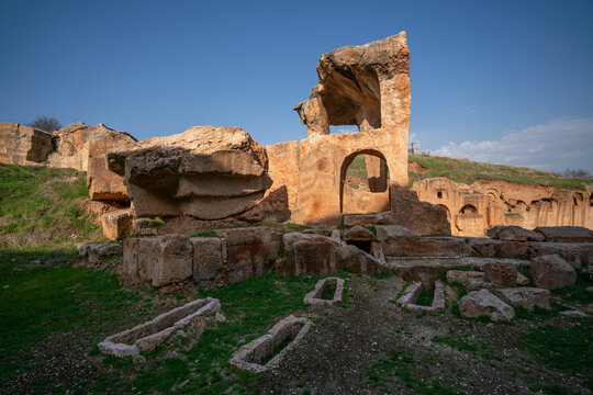 Dara Ancient City, an important archaeological site with rock-cut structures and historic ruins in southeastern Mardin, T&uuml;rkiye