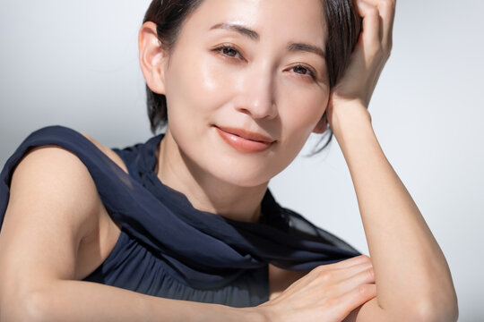 女性