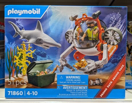Caja de Playmobil b&uacute;squeda del tesoro submarino en jugueter&iacute;a Toy Planet en Madrid, Espa&ntilde;a, 14 de marzo de 2026
